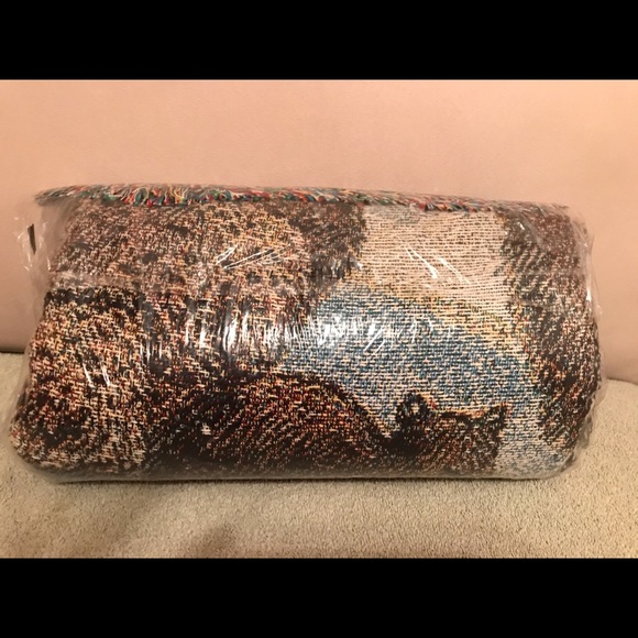 Snowfall nativity blanket - Picture 2 of 2